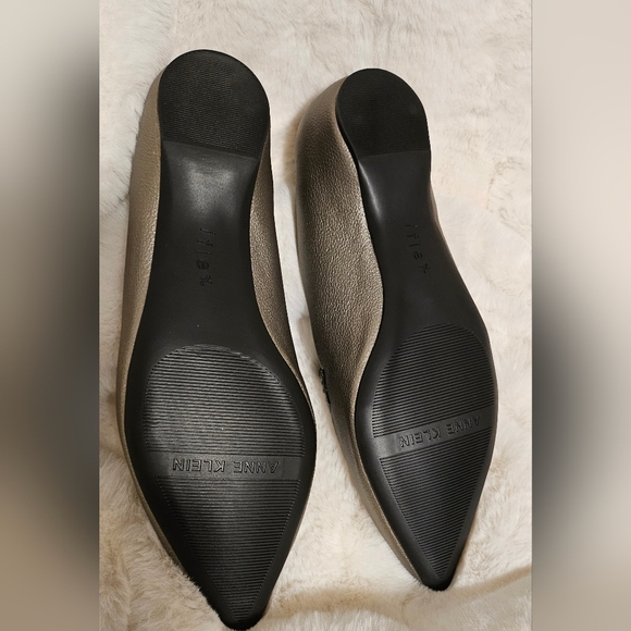 Anne Klein Women's Kia Pointed Toe Loafers - Picture 5 of 5